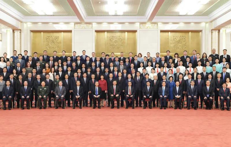 习近平亲切会见中国共产党成立100周年庆祝活动筹办工作各方面代表