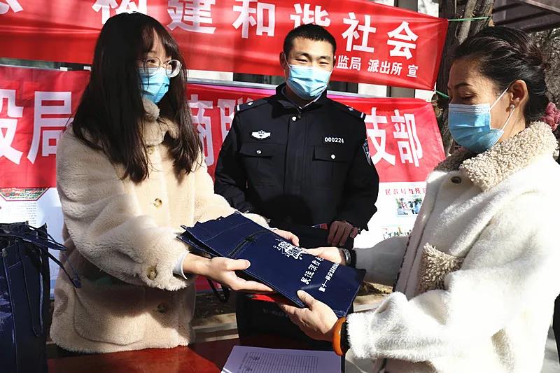 十一师联合多方力量开展“119”消防宣传月活动