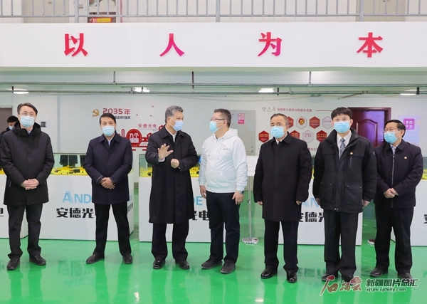 马兴瑞在喀什地区克孜勒苏柯尔克孜自治州调研时强调 立足“两个统筹”真抓实干 紧贴民生推动高质量发展 艾尔肯·吐尼亚孜一同调研 马兴瑞在喀什地区克孜勒苏柯尔克孜自治州调研时强调 立足“两个统筹”真抓实干 紧贴民生推动高质量发展 艾尔肯·吐尼亚孜一同调研