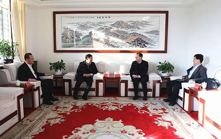 冷畅勤与中国农业银行安徽分行领导一行座谈交流