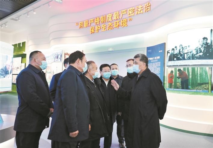 马兴瑞在阿克苏地区伊犁哈萨克自治州调研时强调 立足特色优势以高水平开放推动高质量发展 艾尔肯·吐尼亚孜一同调研