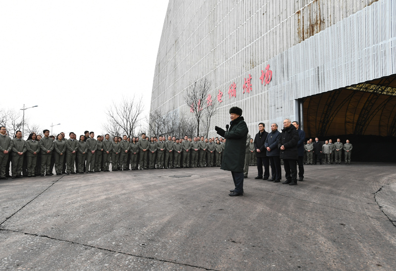习近平春节前夕赴山西看望慰问基层干部群众 向全国各族人民致以美好的新春祝福