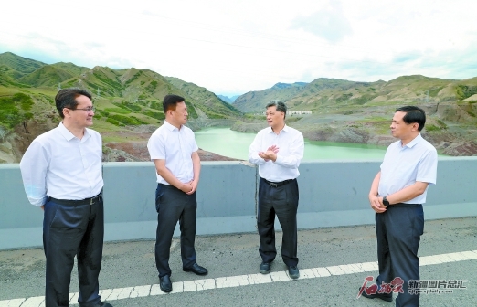 马兴瑞在昌吉回族自治州调研时强调 敢担当善作为 打基础利长远 扎实做好改革发展稳定各项工作