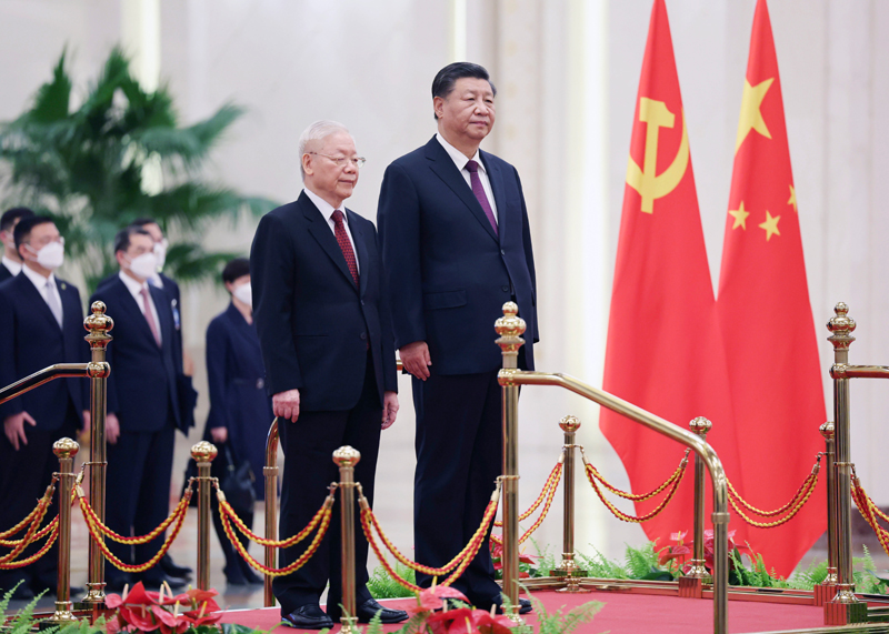 习近平同越共中央总书记阮富仲举行会谈