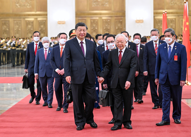习近平同越共中央总书记阮富仲举行会谈