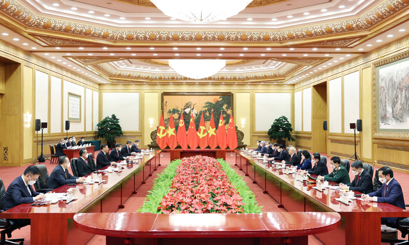 习近平同越共中央总书记阮富仲举行会谈