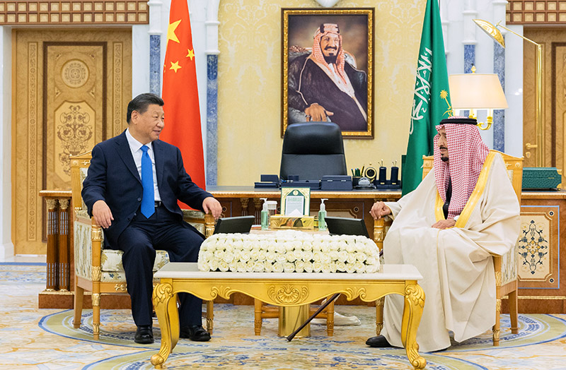 习近平会见沙特国王萨勒曼