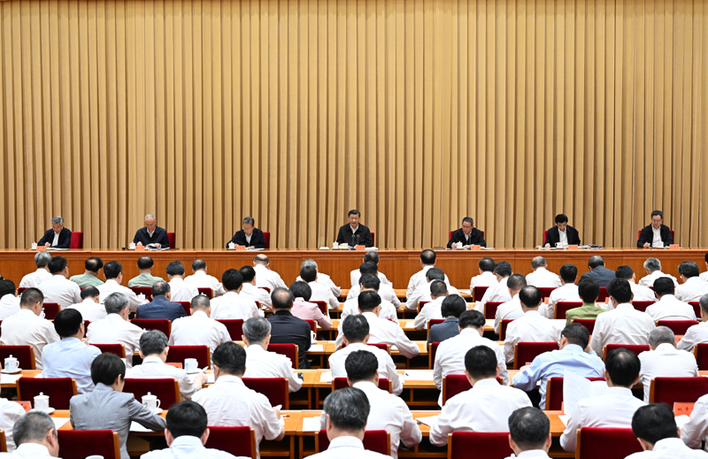 习近平在全国生态环境保护大会上强调：全面推进美丽中国建设 加快推进人与自然和谐共生的现代化