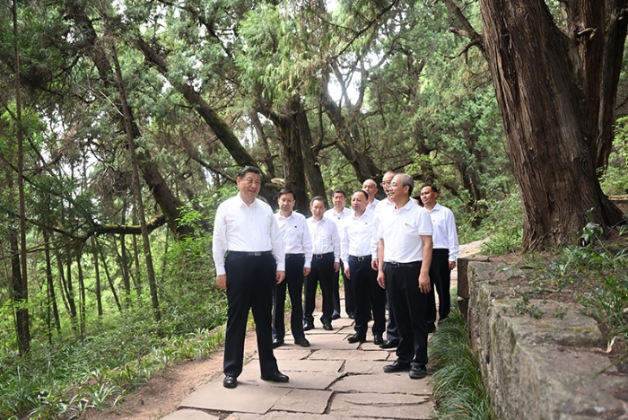 习近平在四川考察时强调 推动新时代治蜀兴川再上新台阶 奋力谱写中国式现代化四川新篇章 返京途中在陕西汉中考察 蔡奇陪同考察