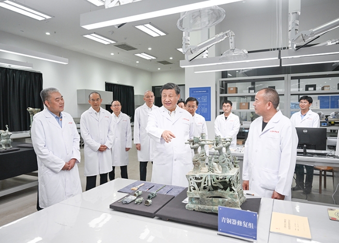 习近平在四川考察时强调 推动新时代治蜀兴川再上新台阶 奋力谱写中国式现代化四川新篇章 返京途中在陕西汉中考察 蔡奇陪同考察