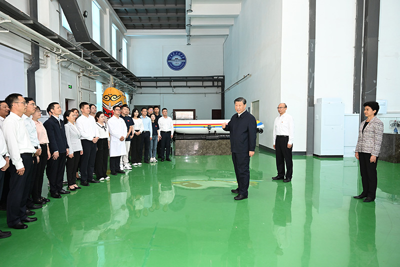 习近平在黑龙江考察时强调：牢牢把握在国家发展大局中的战略定位 奋力开创黑龙江高质量发展新局面