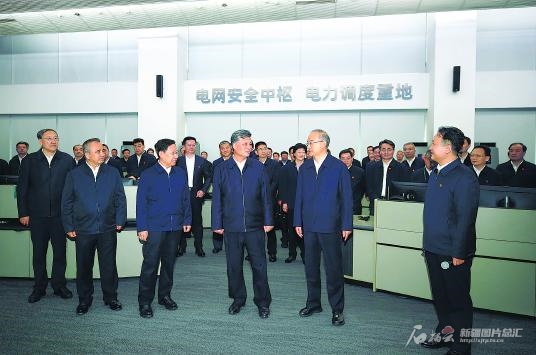 新疆党政代表团赴四川省学习考察 持续深化川新优势互补协同联动 在新时代西部大开发中共享机遇共赢发展 马兴瑞王晓晖黄强艾尔肯·吐尼亚孜田向利李邑飞施小琳参加活动