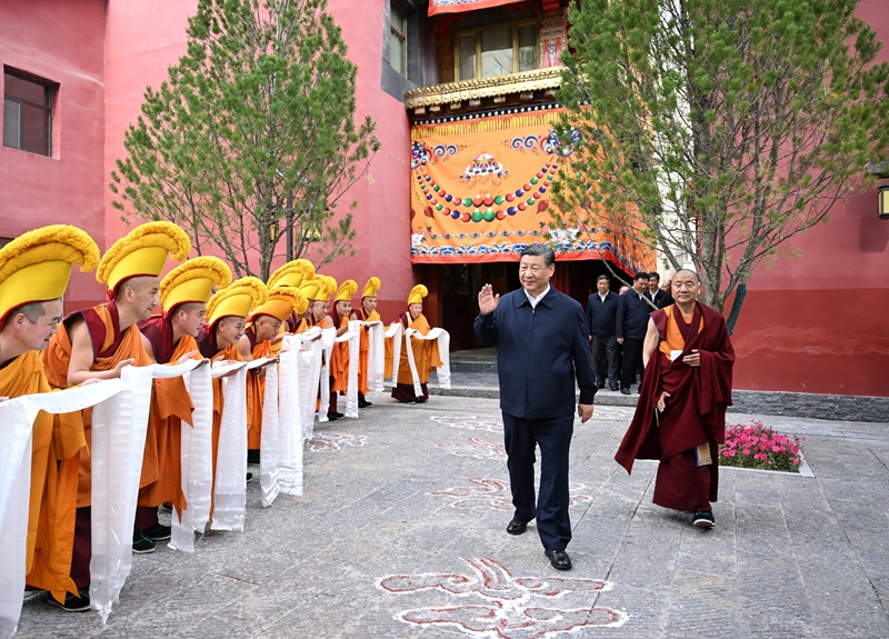 习近平在青海考察时强调：持续推进青藏高原生态保护和高质量发展 奋力谱写中国式现代化青海篇章