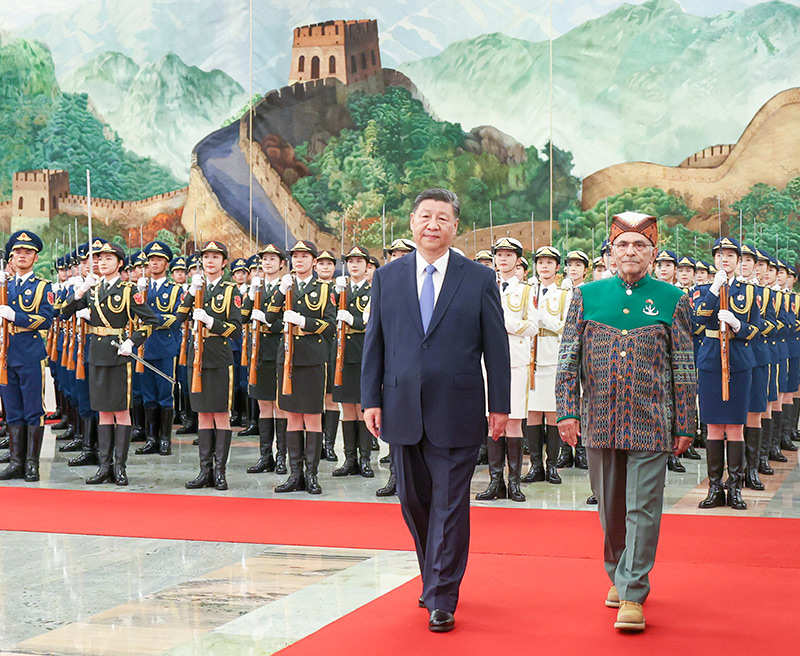 习近平同东帝汶总统奥尔塔会谈