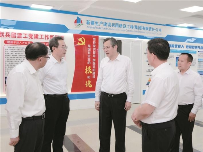 何忠友在十一师、十二师调研时强调 主动作为奋发有为持续发力 推动高质量发展取得新突破