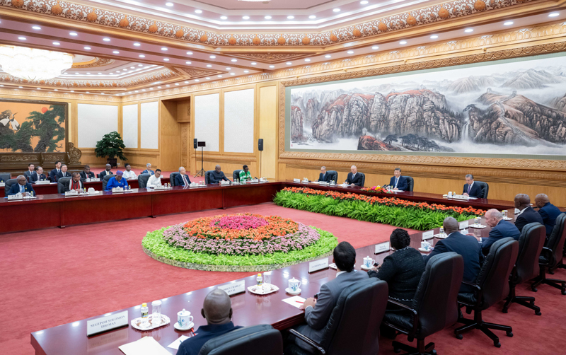 习近平会见出席全国人大加入各国议会联盟40周年纪念活动暨发展中国家议员研讨班外方议会领导人