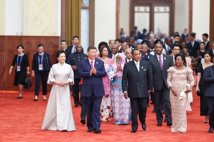 习近平和彭丽媛为出席中非合作论坛北京峰会的国际贵宾举行欢迎宴会