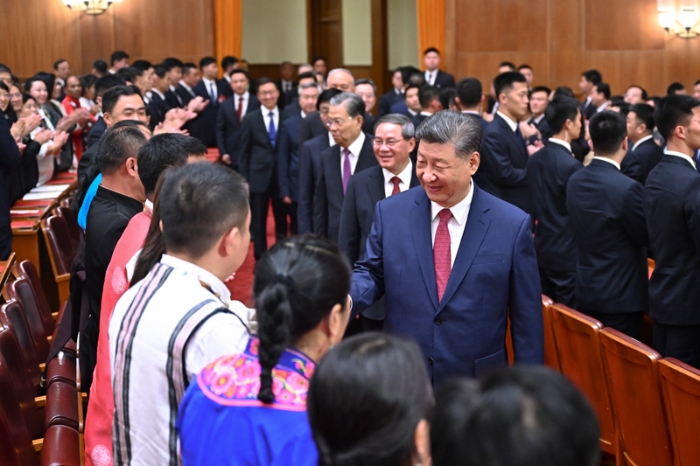 庆祝中华人民共和国成立75周年音乐会在京举行 习近平李强赵乐际王沪宁蔡奇丁薛祥李希韩正出席观看