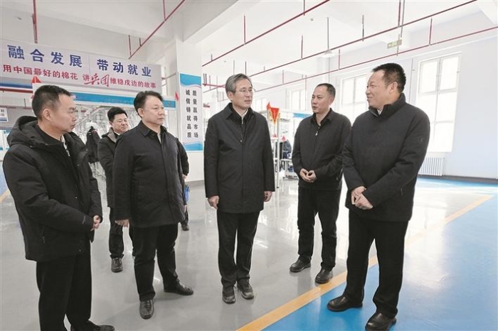 何忠友在草湖项目区调研时强调 鼓足干劲奋发有为加快推进重点工作 打牢长治久安和高质量发展坚实基础 李震国参加调研 何忠友在草湖项目区调研时强调 鼓足干劲奋发有为加快推进重点工作 打牢长治久安和高质量发展坚实基础 李震国参加调研