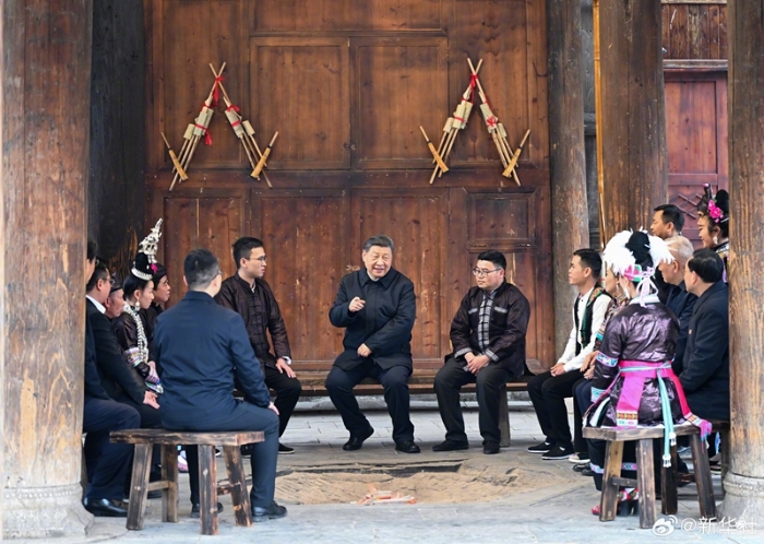 习近平在贵州考察时强调：坚持以高质量发展统揽全局 在中国式现代化进程中展现贵州新风采
