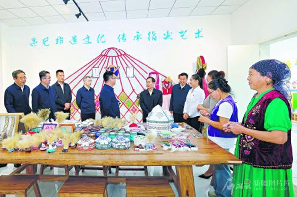 陈小江在阿勒泰地区和兵团北屯市调研 统筹推进高质量发展和高水平保护不断增进各族群众民生福祉