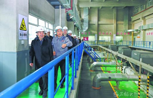 陈小江在乌鲁木齐调研 紧贴民生推动高质量发展 让现代化建设成果惠及各族群众 张柱参加调研 陈小江在乌鲁木齐调研 紧贴民生推动高质量发展 让现代化建设成果惠及各族群众 张柱参加调研