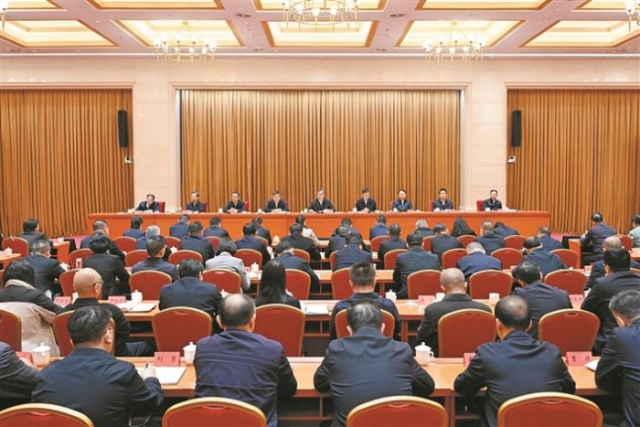 何忠友在八届兵团党委第八轮巡视集中反馈会议上强调 不折不扣抓好巡视整改工作 以整改实效推动高质量发展 薛斌主持 刘见明李震国出席