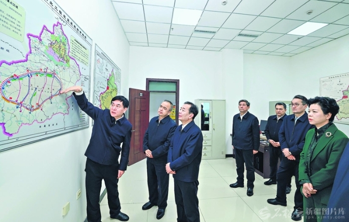  陈小江艾尔肯·吐尼亚孜在自治区水利厅和林草局调研座谈 加强水资源优化配置节约集约利用 推动林草高水平保护高质量发展